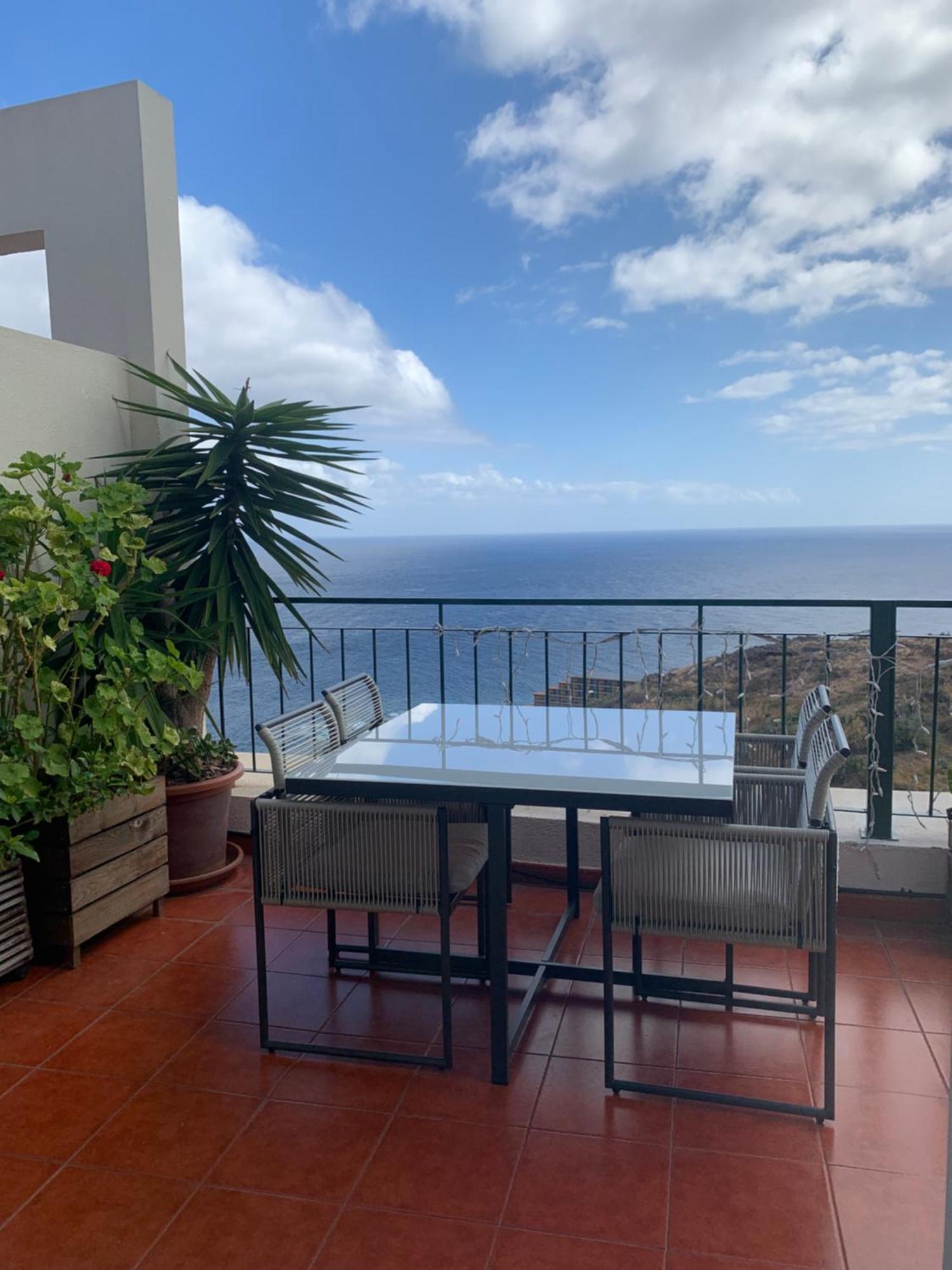 Oceanview Penthouse Apartment Canico  Exterior photo
